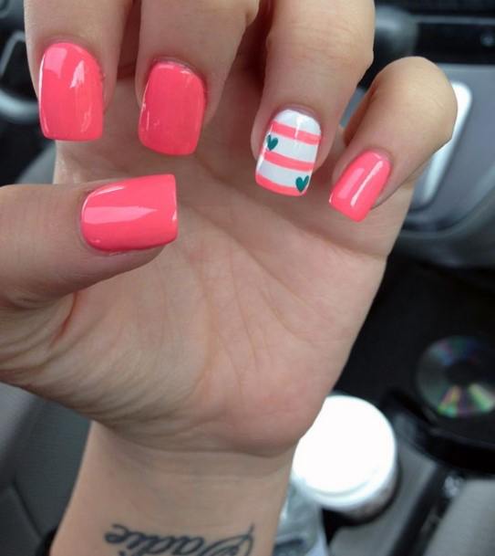 Cute Pink And White Nails Designs For Women