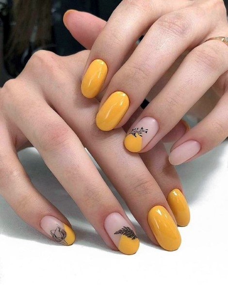 Lovely Yellow Nails And Black Details