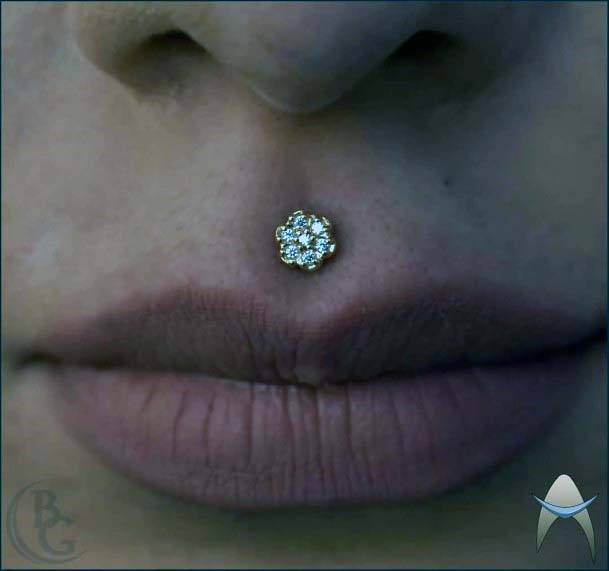 Unique Piercings Cute Floral Medusa Top Lip Ideas For Women