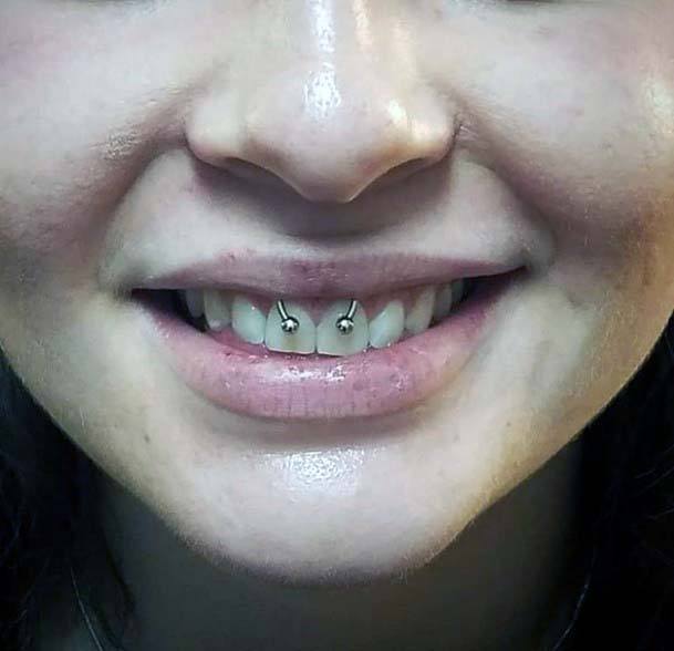 Unique Smiley Gum Piercing Ideas For Girls