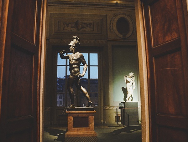 A Travel Guide To Uffizi Gallery Art Museum