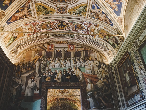 A Travel Guide To Vatican Italy