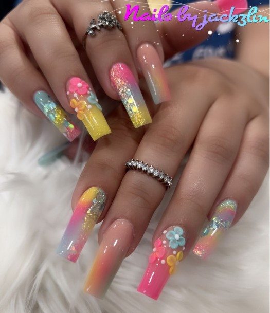 Abstract Girls Nail Ideas