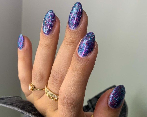 Adorable Blue Glitter Nail Designs For Women