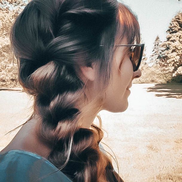 Adorable Braided Hairstyles Ideas For Women