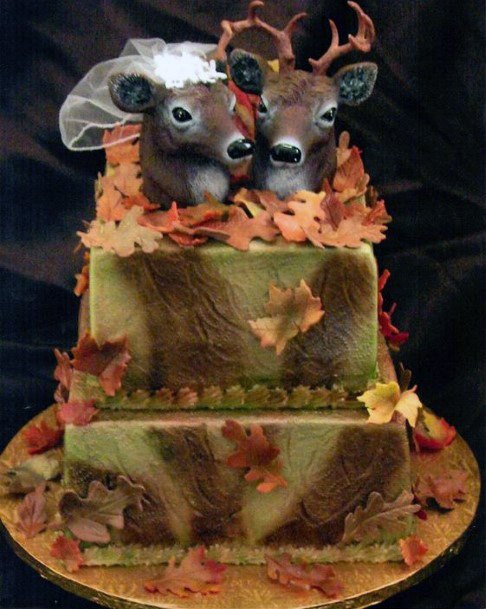 Adorable Camo Wedding Cake