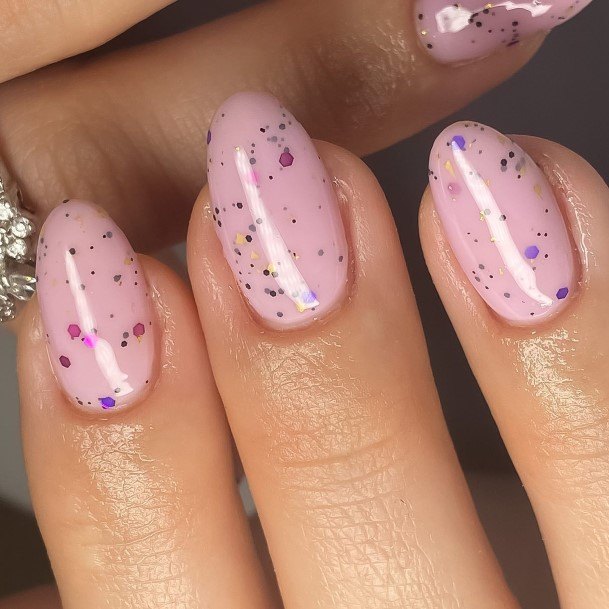 Adorable Confetti Nail Designs For Women