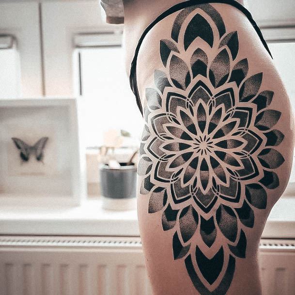 Top 100 Best Female Tattoos - Gorgeous Body Art Design Ideas
