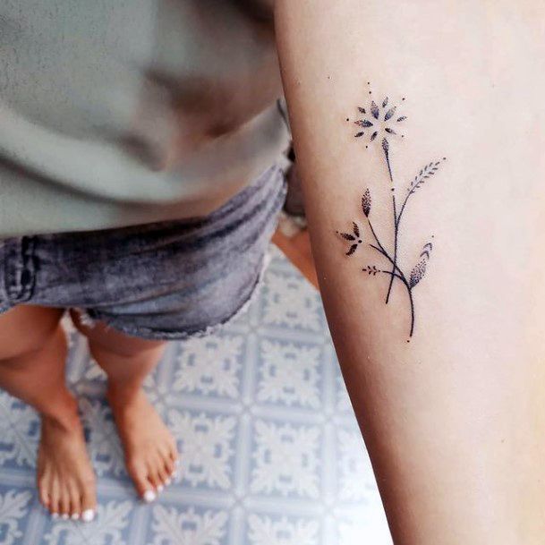 Adorable Gardening Tattoo Designs For Women