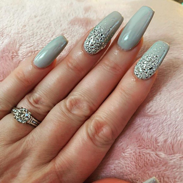 Adorable Grey With Glitter Nail Designs For Women