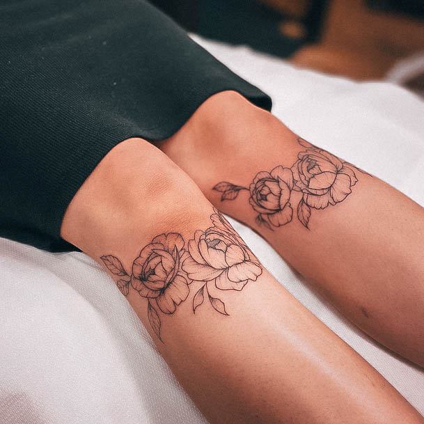 Mandala Knee Tattoo by Rebecca Smith Beccadoodletattoos  TattooNOW