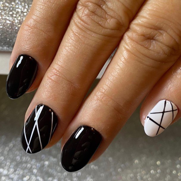 Adorable Nail Inspiration Black And White For Women