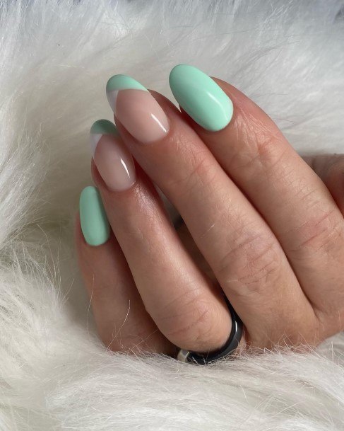 Adorable Nail Inspiration Green And White For Women