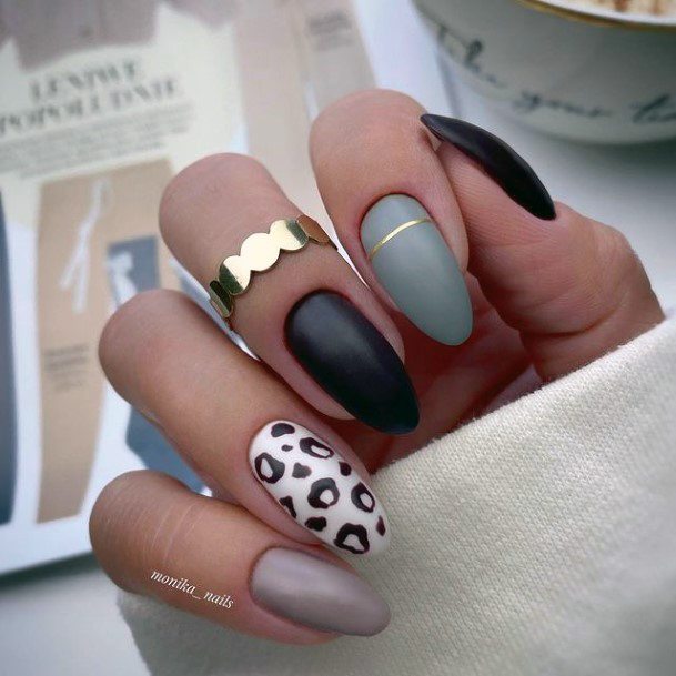 Adorable Nail Inspiration Grey Dress For Women