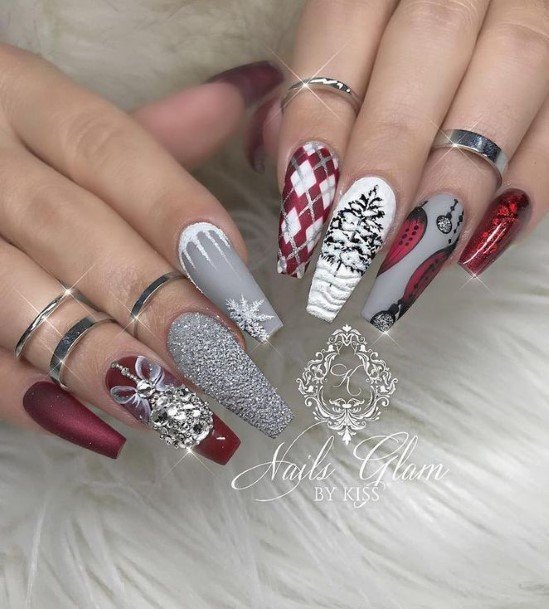 Adorable Red And Grey Nail Designs For Women