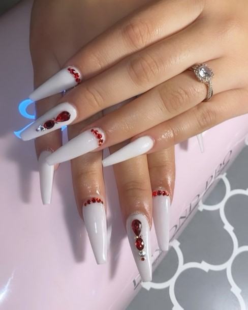 Adorable Red And White Nail Designs For Women