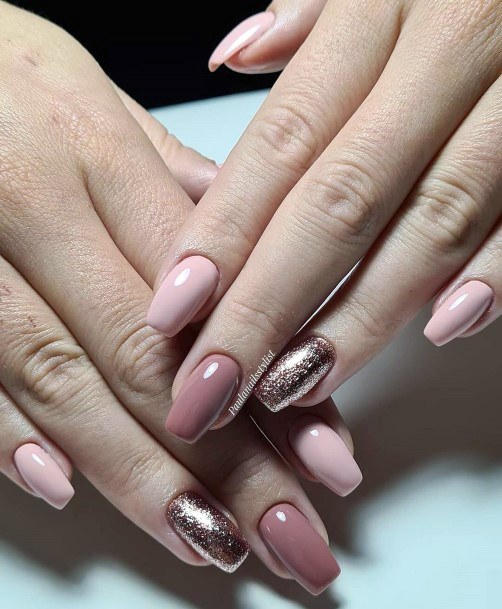 Adorable Rose Pink Nail Designs For Women