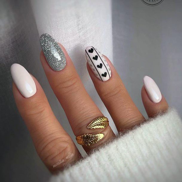 Adorable Shimmer Nail Designs For Women