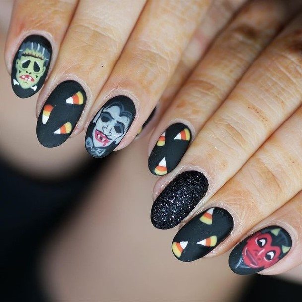 Adorable Spooky Nail Designs For Women