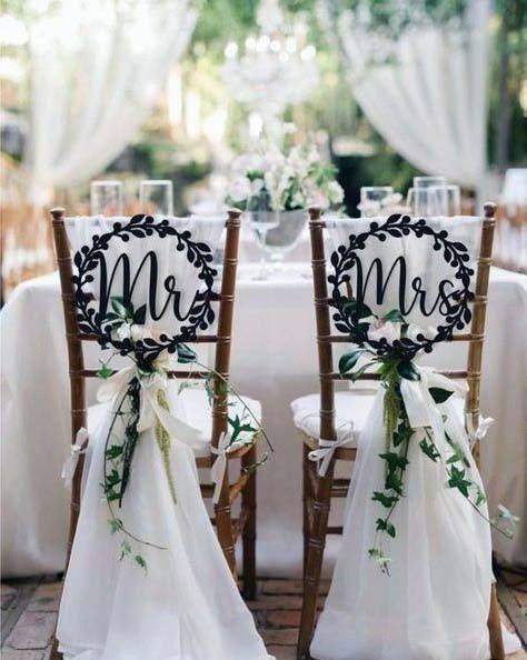 Adorable Wedding Head Table Decor