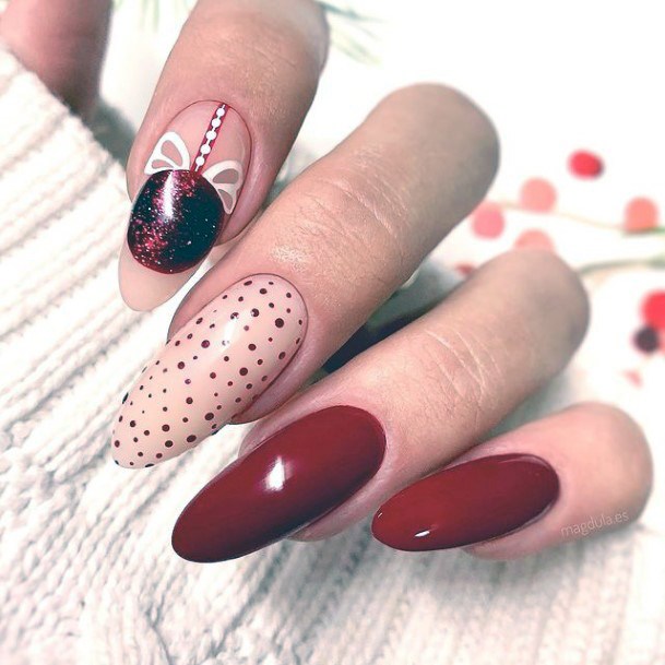 Adorable Winter Nail Designs For Women