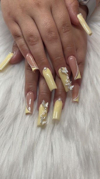 Adorable Yellow With Diamonds Nail Designs For Women