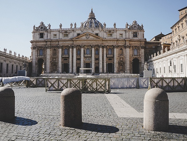 Adventure Travel Guide St Peters Basilica Vatican Church