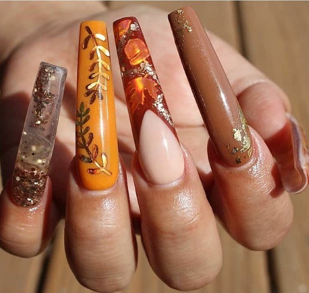 Aesthetic Aquarium Nail On Woman