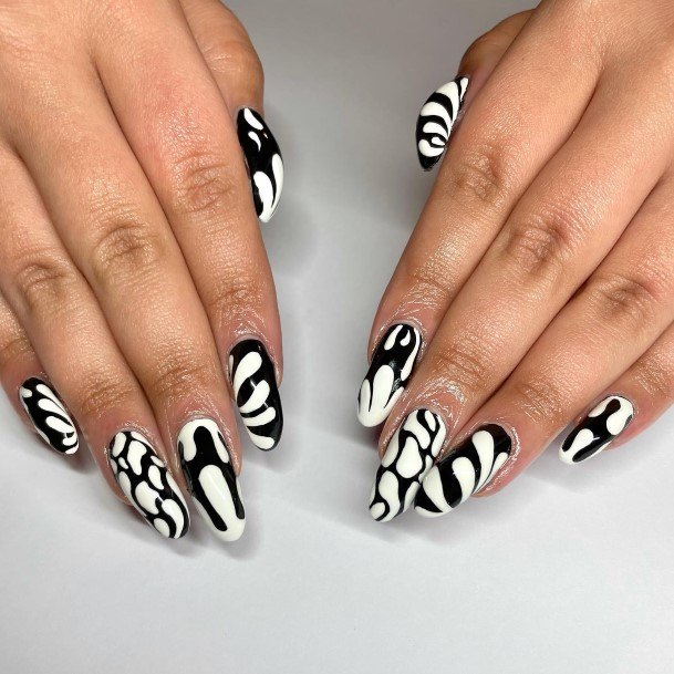 Aesthetic Black And White Nail On Woman