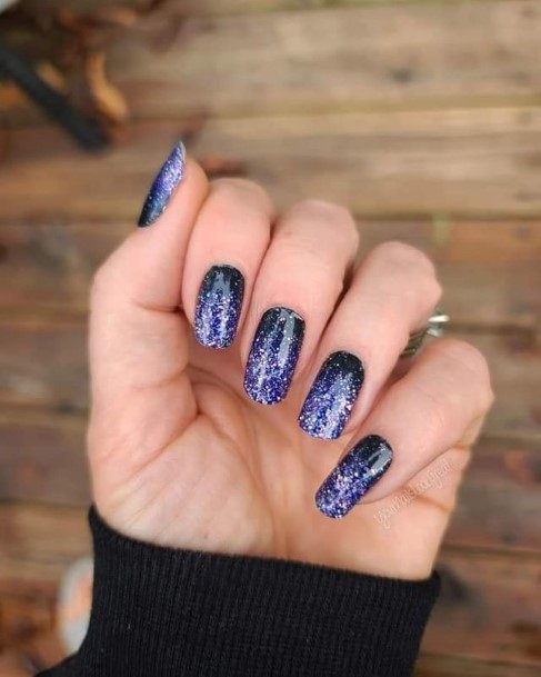 Aesthetic Dark Blue Ombre Nail On Woman