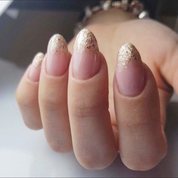 Aesthetic Gold Ombre Nail On Woman