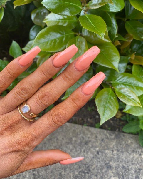 Aesthetic Light Nude Nail On Woman