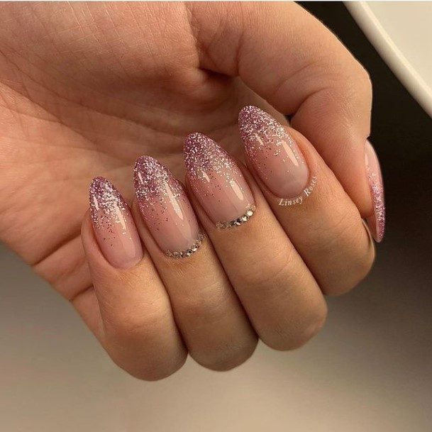 Aesthetic Pink Ombre Nail On Woman