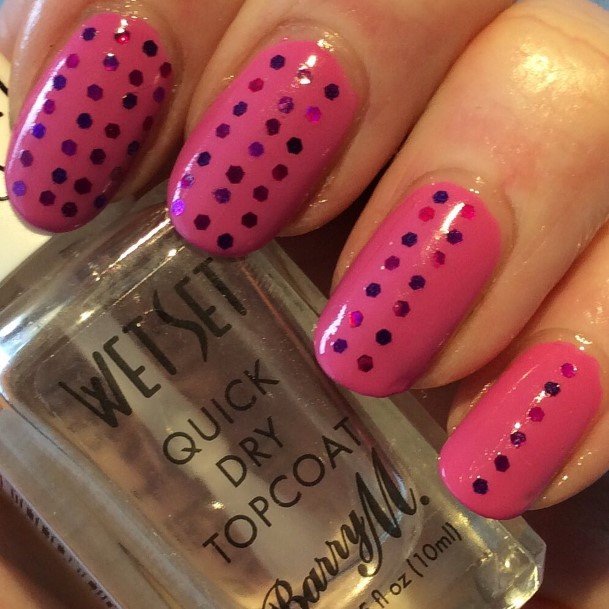 Aesthetic Polka Dot Nail On Woman