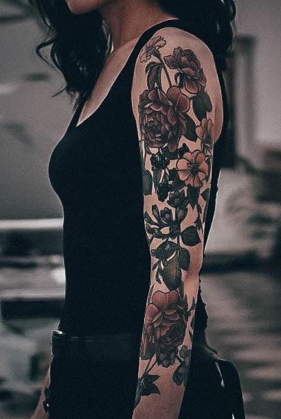 Aesthetic Sexy Tattoo On Woman