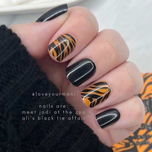 Aesthetic Striped Nail On Woman