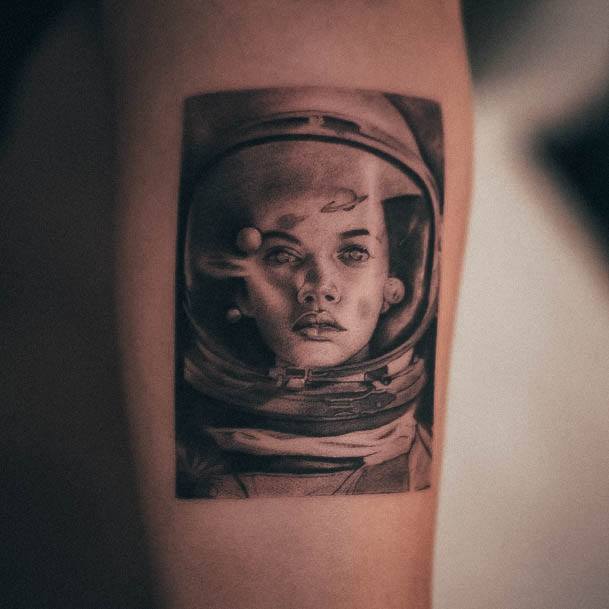 Alluring Ladies Astronaut Tattoo Ideas