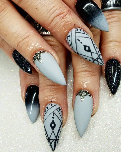 Alluring Ladies Black And Grey Nail Ideas