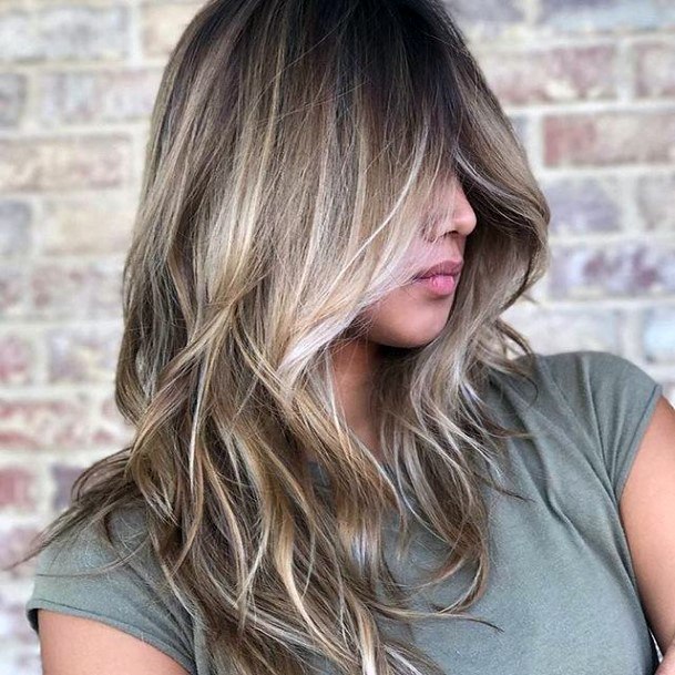 Alluring Ladies Blonde Ombre Hairstyles Ideas