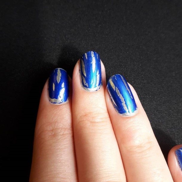 Alluring Ladies Blue And Silver Nail Ideas