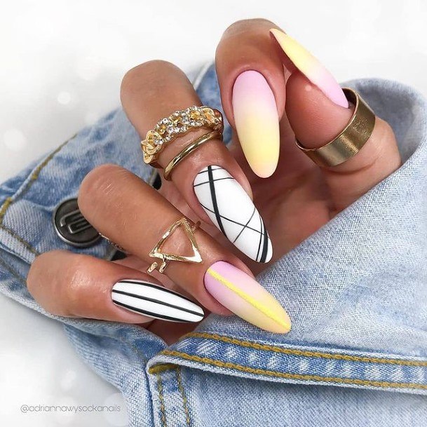 Alluring Ladies Bright Nail Ideas