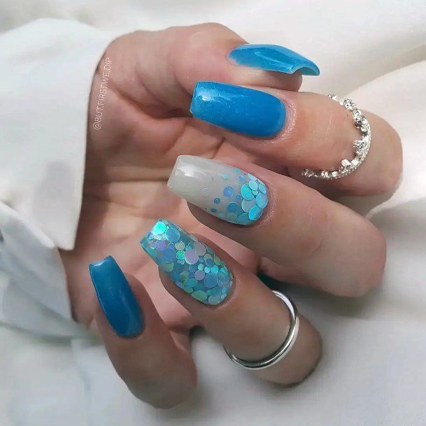 Alluring Ladies Bright Summer Nail Ideas