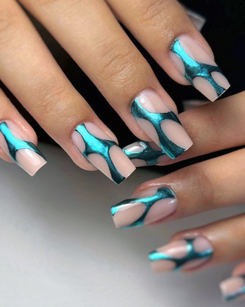 Alluring Ladies Chrome Nail Ideas