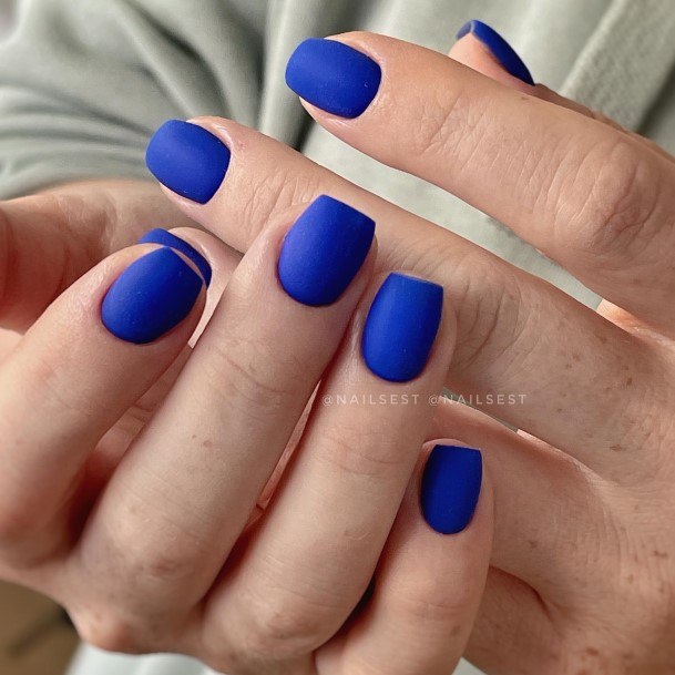 Alluring Ladies Dark Blue Matte Nail Ideas