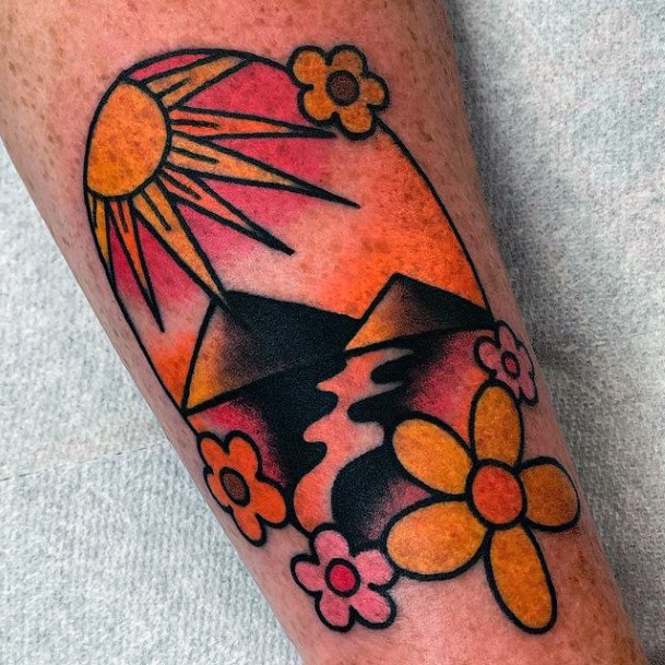 Alluring Ladies Desert Tattoo Ideas With Sun And Flowers