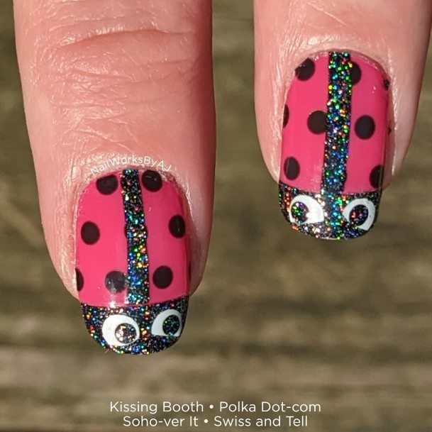 Alluring Ladies Ladybug Nail Ideas