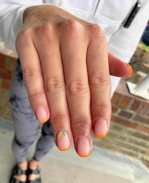 Alluring Ladies Lemon Nail Ideas