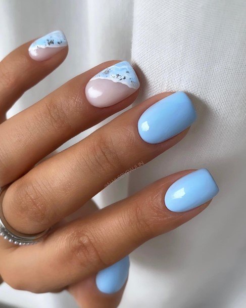 Alluring Ladies Light Blue Nail Ideas