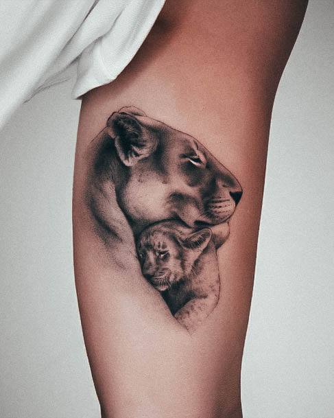 Sarah Tavilla on Instagram Lion and cub tattoo for shopalot86         liontattoo lioncubtattoo lion bigcats catlover realism  animalportraittattoo