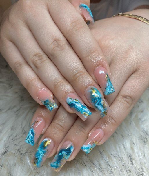 Alluring Ladies Marble Nail Ideas